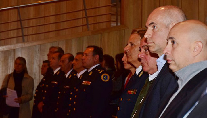 Entregaron medallas a bomberos