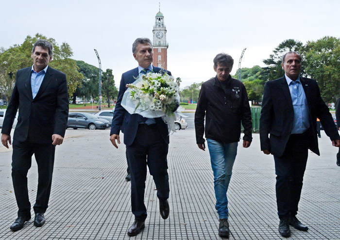 El Presidente homanejeó a los ex combatientes y caídos en Malvinas