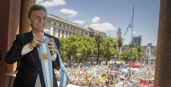 Macri en el balcón