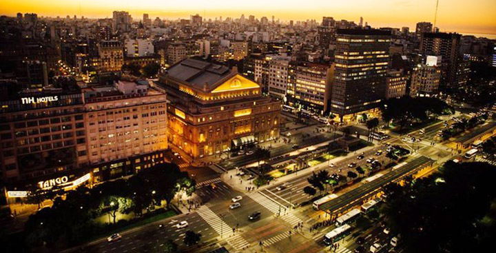 740 mil turistas