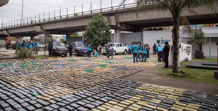 Decomisaron 5.000 kilos de droga