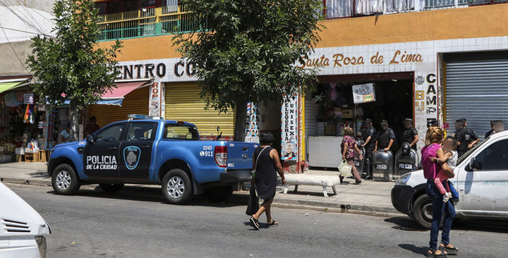 Allanamiento en Liniers