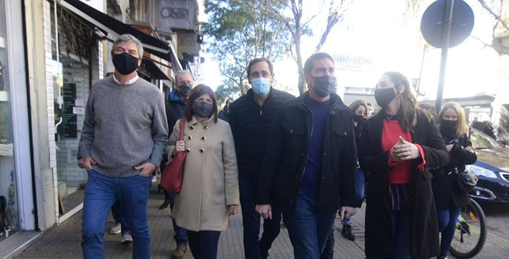 Santilli con Patricia Bullrich en La Plata