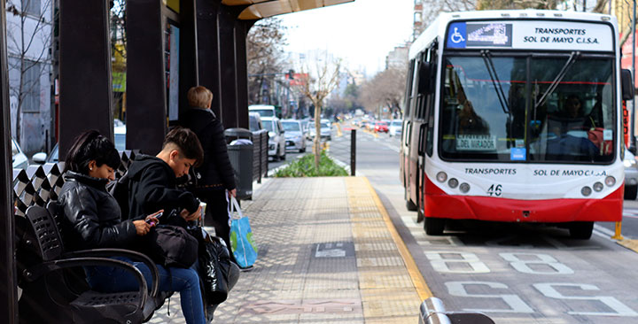 Metrobus Alberdi-Directorio