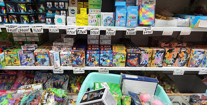 Incautan juguetes tóxicos