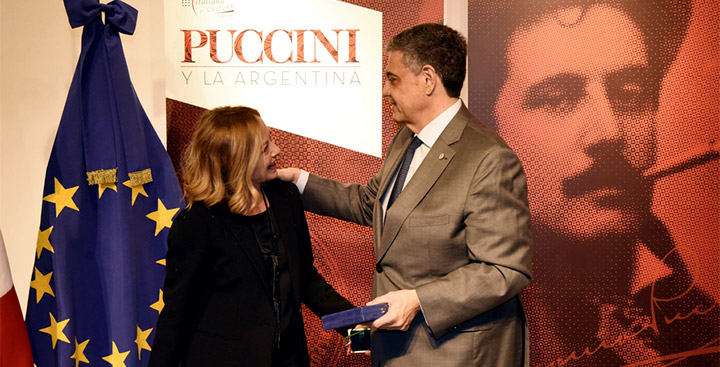 Macri con Giorgia Meloni