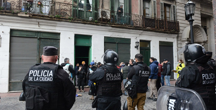 Desalojan inmueble histórico
