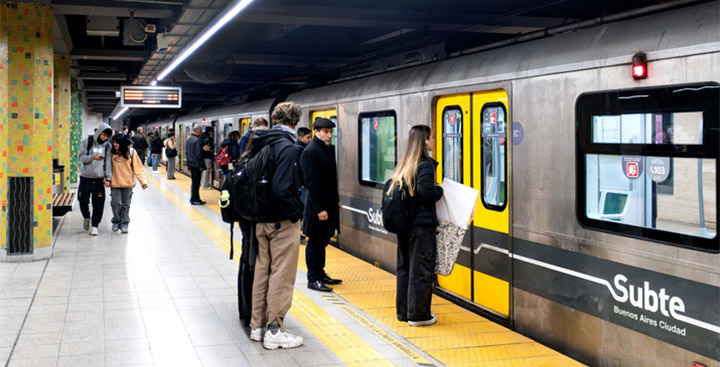 Subte: Compran coches