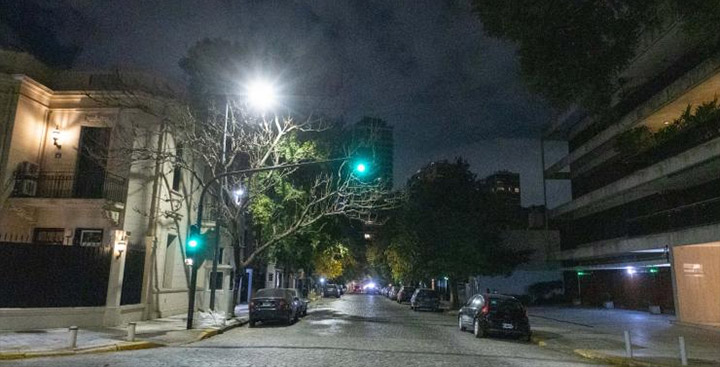 Más iluminación y seguridad Más iluminación y seguridad
