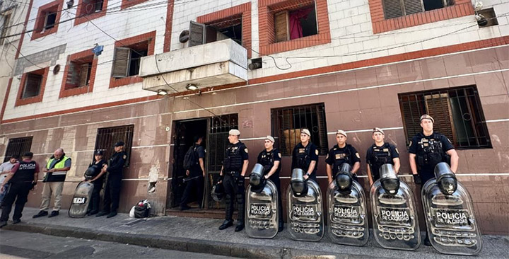 Recuperan hotel usurpado